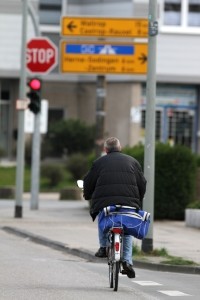 In Ihrem Fahrradlampen-Test sollten Sie verschiedenen Arten der Fahrradbeleuchtung einem Vergleich unterziehen.