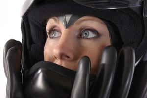 Nicht nur der Helm ist wichtig, auch einen Rückenpanzer sollten Sie kaufen.