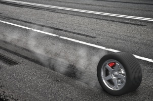 Drehmomentschlüssel-Test: Erwerben Sie danach ein solches Werkzeug, können Sie verhindern, dass sich ein Autorad auf und davon macht.