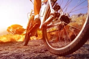 In einem Fahrradschuhe-Test können sowohl Rennradschuhe, als auch Schuhe für das Mountainbike vorgestellt werden.