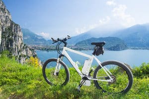 Werden Pedelecs für Herren in einem Test begutachten, sollten verschiedene Kriterien geprüft werden.