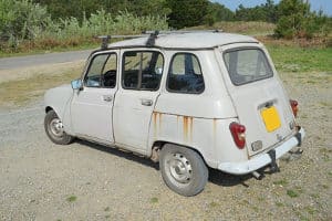 Probieren Sie selbst Rostumwandler in einem Test aus: Sie lassen rostige Stellen auf Eisen verschwinden.