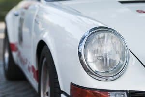 In einem Poliermaschienen-Test können Sie die beste Auto-Poliermaschine finden.