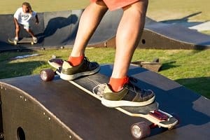 Im Test entspricht jeder Skaterhelm der DIN EN 1078.