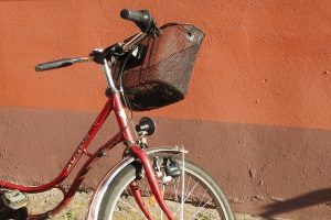 Die richtige Fahrradlampe finden: Ein Test kann wichtige Informationen liefern.