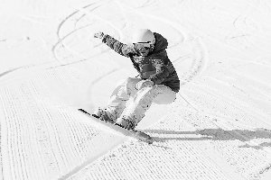 Bester Skihelm entspricht den aktuellen Sicherheitsnormen.