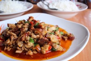 Mancher Camping-Gasgrill könnte auch Testsieger in der Kategorie "Kochen" werden.