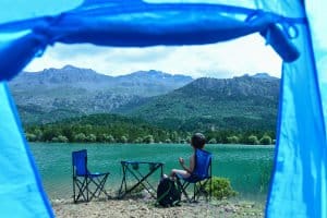 Sie haben Ihr bestes Drei-Mann-Zelt gewählt? Bedenken Sie, dass nicht überall gecampt werden darf