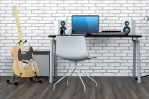 Bester Gitarrenverstärker für zuhause: Ein Modell, das über Kopfhörer spielbar ist, hält wütende Nachbarn fern. 