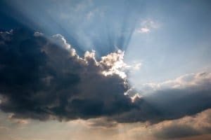 Das Wetter ist oft wechselhaft. Ein Problem ist das mit einem Regenponcho als Testsieger nicht.