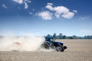 Rasenmäher + Traktor = Rasenmähertraktor? Ein persönlicher Vergleich hilft bei der Auswahl.