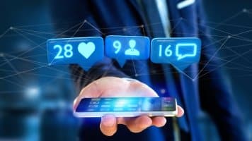 Auch die Testsieger-Smartwatch hat ohne Smartphone nur wenige Funktionen.