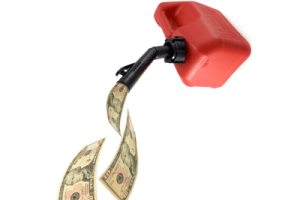 Einen qualitativen Benzinkanister zu kaufen muss nicht die Welt kosten.